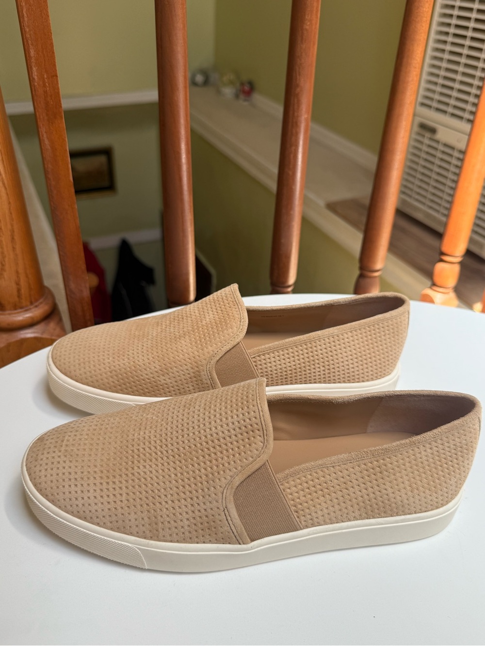 Vince Women's blade  Slip-On Sneakers in Tan with White Sole size 8M H41N21